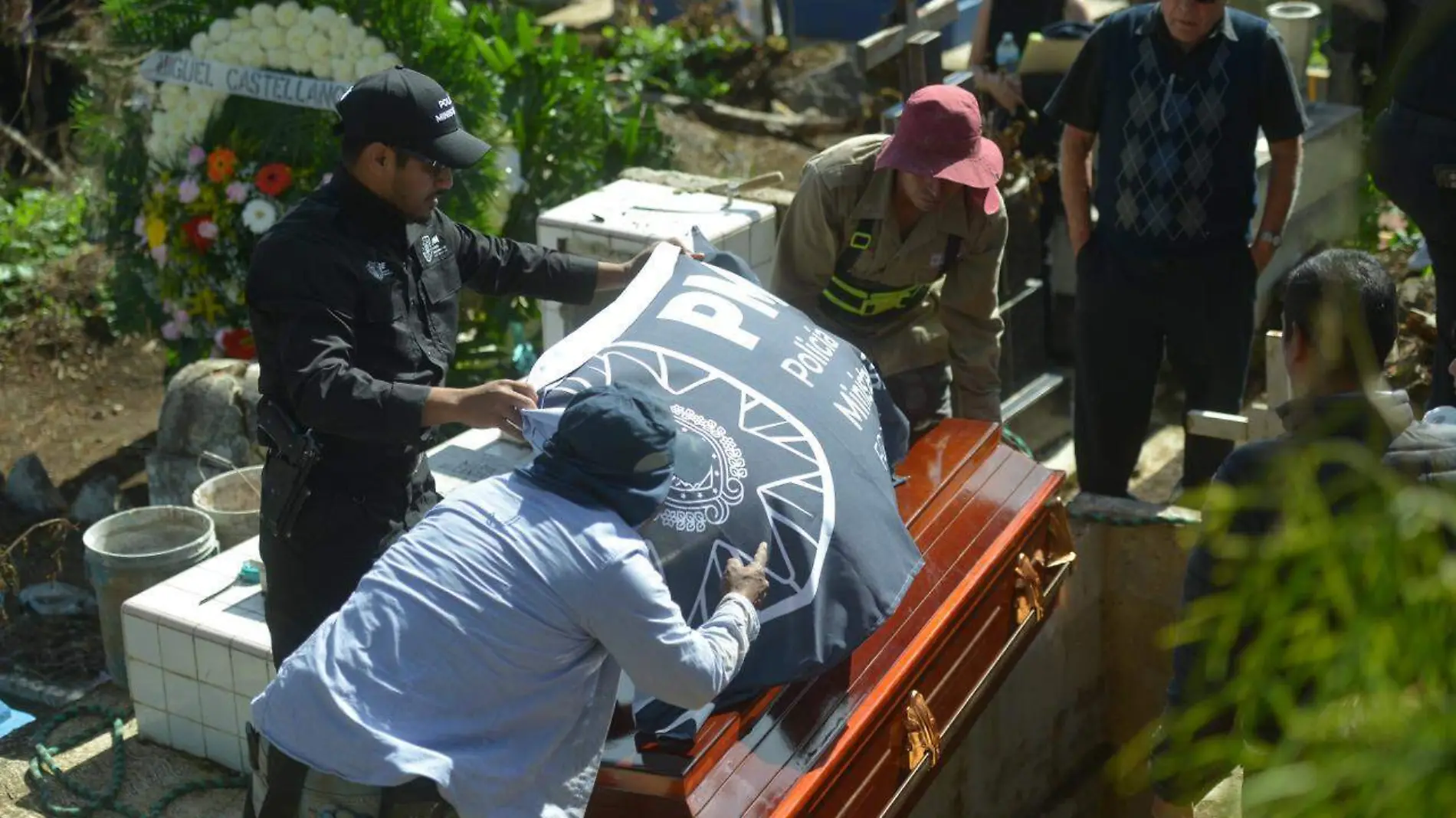 En el panteón Palo Verde descansan los restos del elemento de la Policía Ministerial